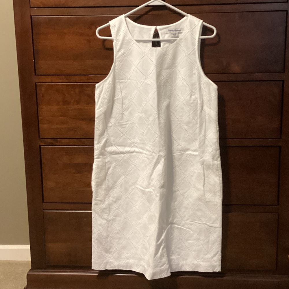Tommy Bahama White Sleeveless Diamond-Texture Shift Dress